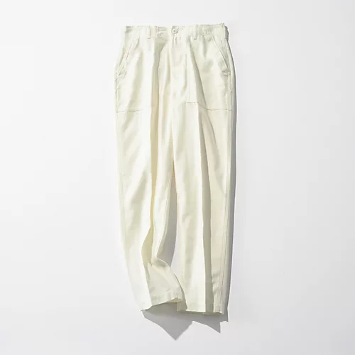 秋の足元はローファーかこっくり色スニーカー