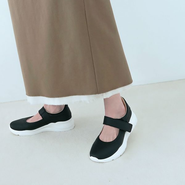 enchanted本革メリージェーンスニーカー￥15,950