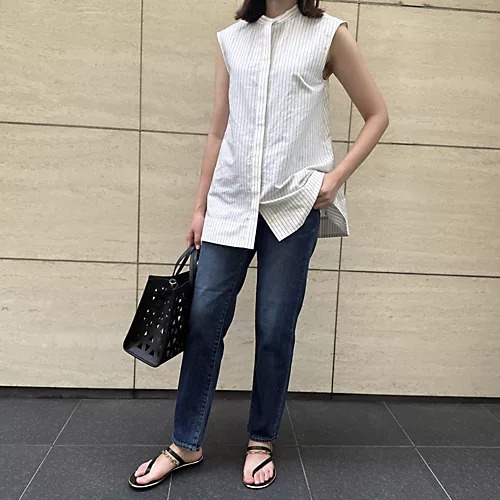 drawell
ノースリーブバックフレアシャツ
￥28,600