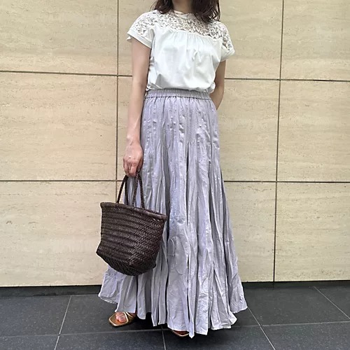 mizuiro ind
ボリュームフレアスカート
￥16,940