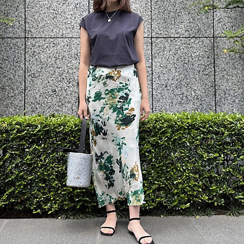 【50代 ファッション】気温35度に何を着る？真夏の大人コーデ15選