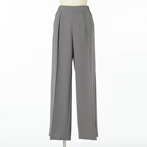 E by eclat
脚長ワイドタックパンツ
￥17,600