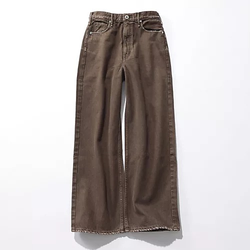 秋の足元はローファーかこっくり色スニーカー