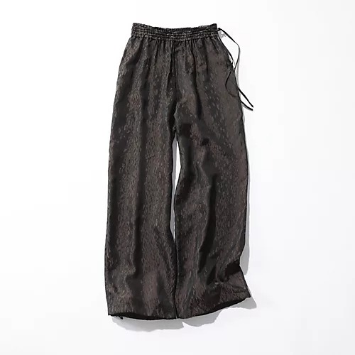 20~25度、26~30度、どちらも対応！端境期のキーアイテム“気温別”着こなしアイデア