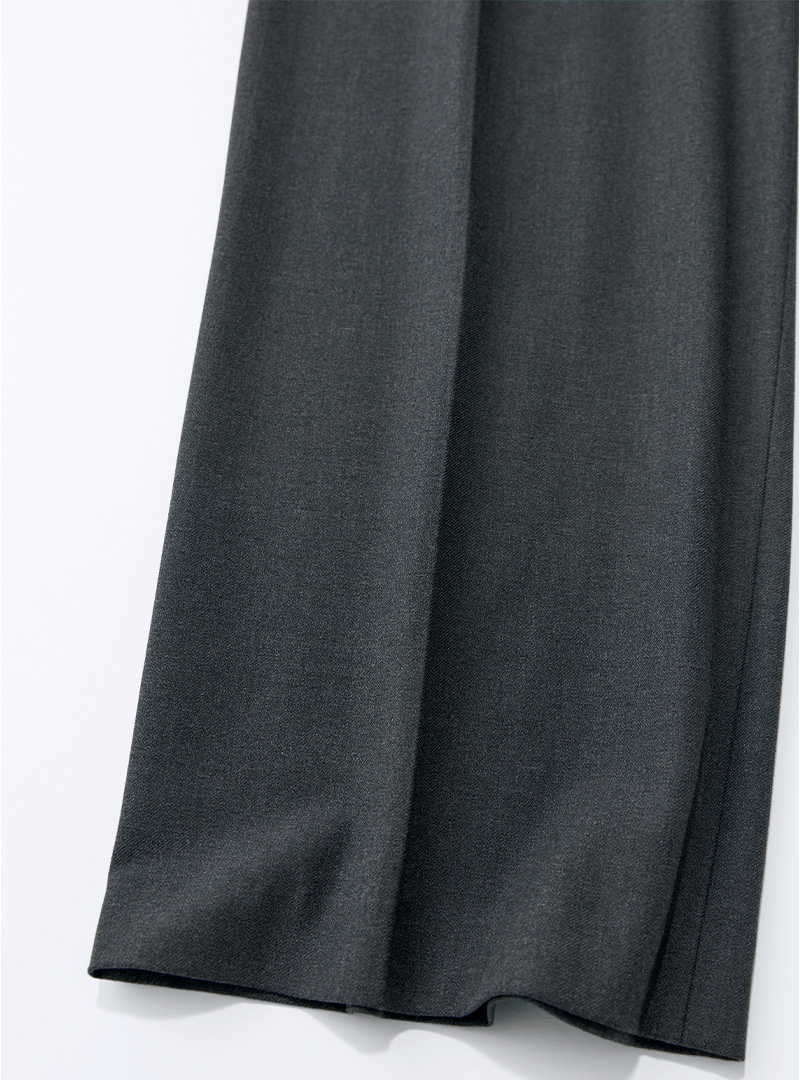 50代が輝く！スタイリスト斉藤くみ×E by éclatの秋冬新作５アイテム éclat2025年11月号特集