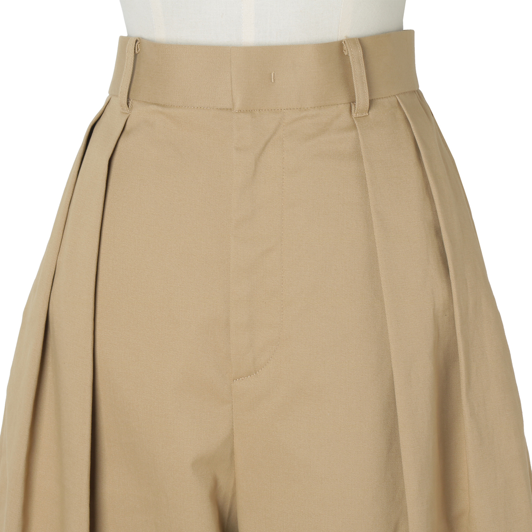 松村純子×カレンソロジーの【Marisol別注】ハイウエストツータックチノパンツ Close up!