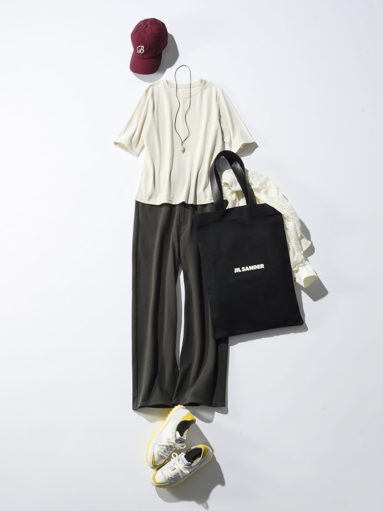 PROTAGONISTA×eclat
【別注】ベロアTシャツ
ホワイト　パンツコーディネート