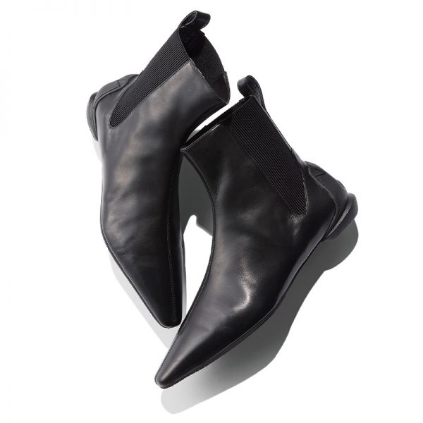 使える「黒ショートブーツ」徹底比較！