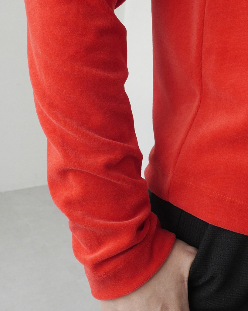 秋準備は「ベロア」から。羽織るだけで旬顔になれるカーディガン【12closet】