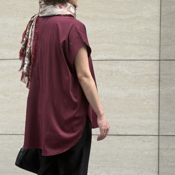 SACRAフレンチスリーブTシャツ￥17,600