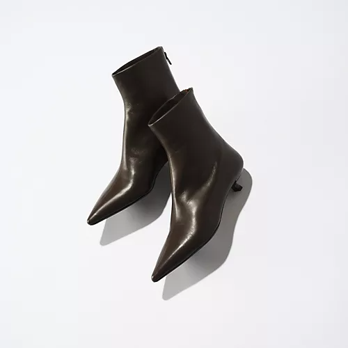 JVAMGENOA／ショートブーツ￥35,200