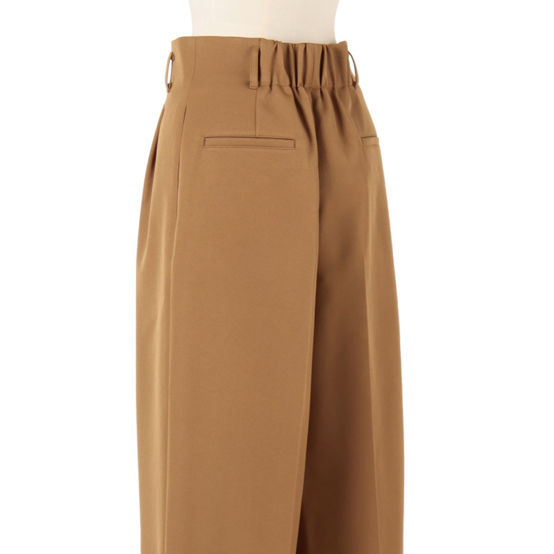 エムセブンデイズの【東原妙子さんコラボ】ハイウエストパンツサブカット