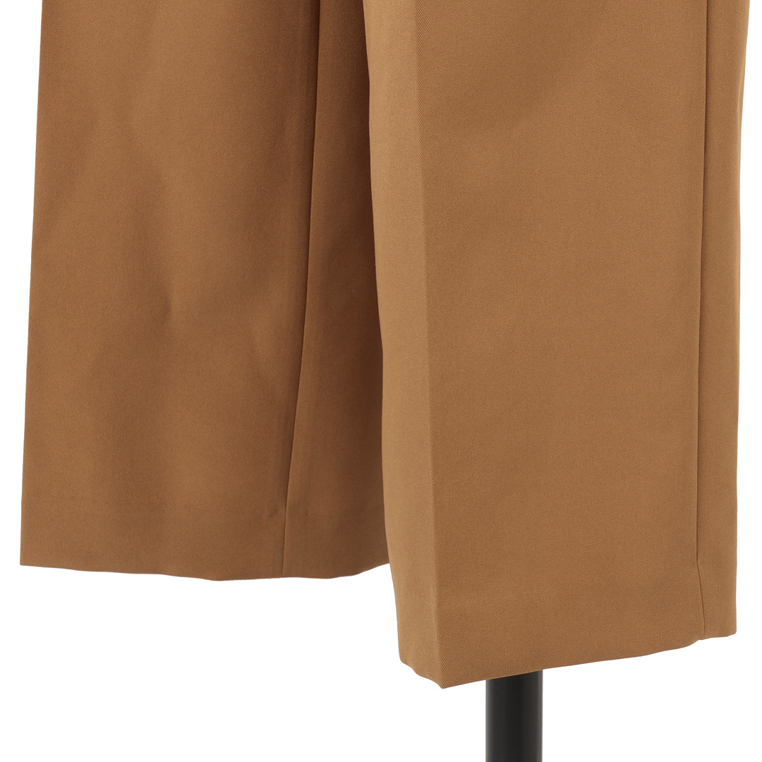 エムセブンデイズの【東原妙子さんコラボ】ハイウエストパンツ Close up!