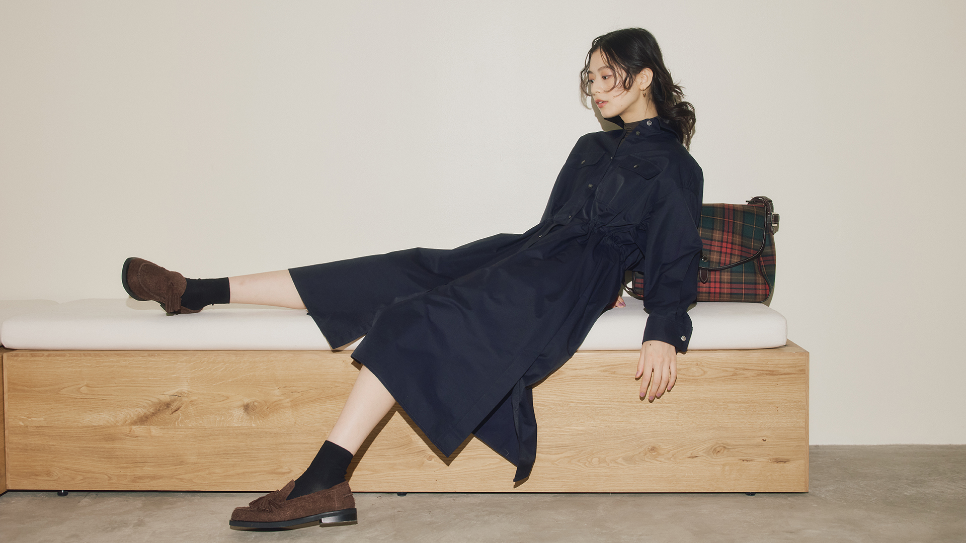 【suadeo】 撥水コート風ワンピで雨の日でもご機嫌スイッチON！ | GOOD THINGS Vol.82