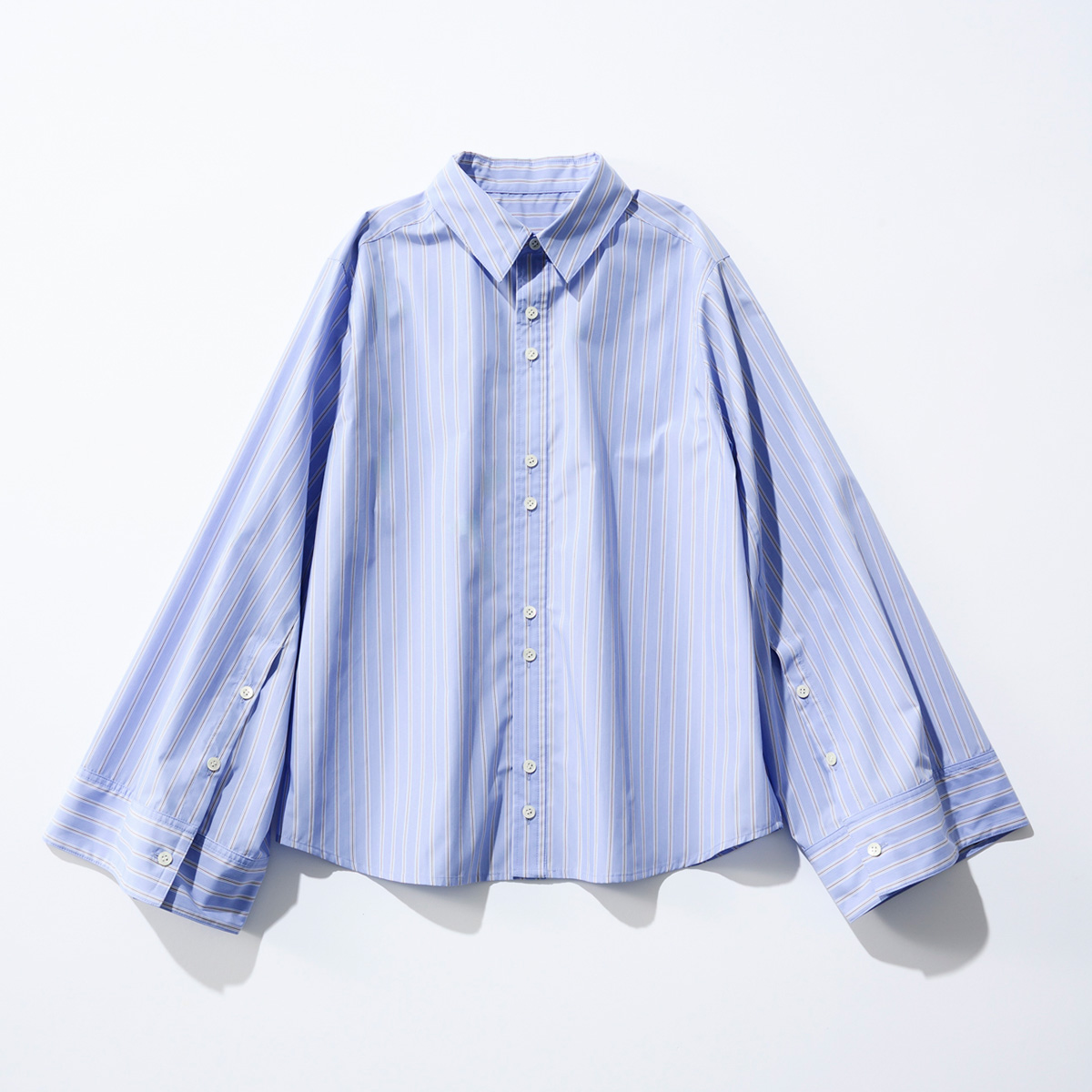 今すぐ着られる「秋の盛り上げ服」7