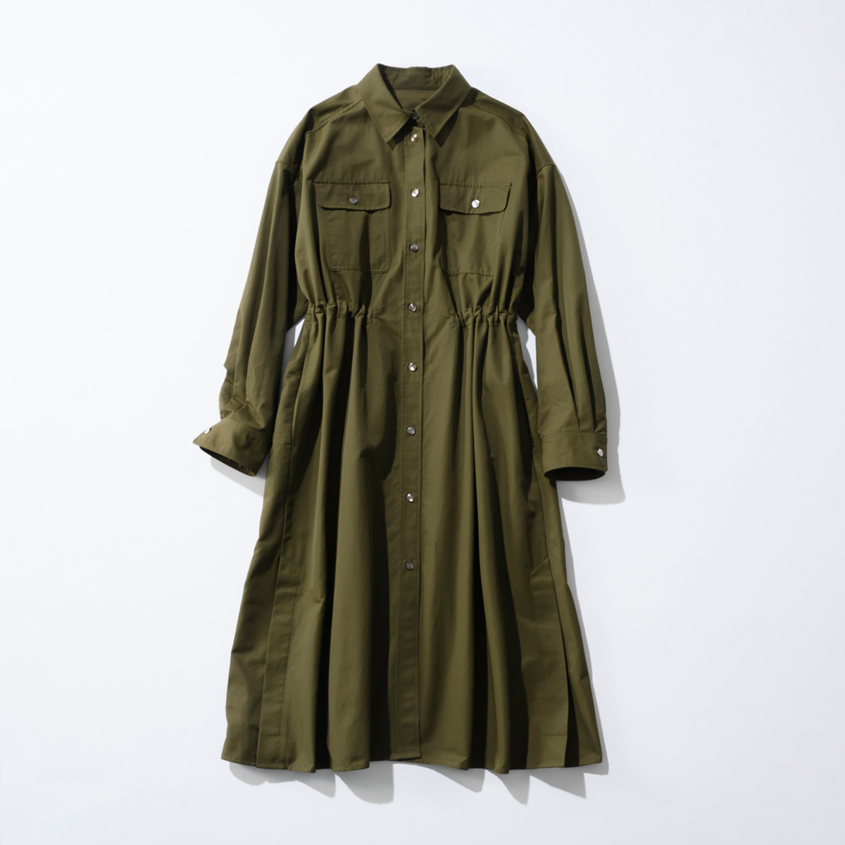 今すぐ着られる「秋の盛り上げ服」7