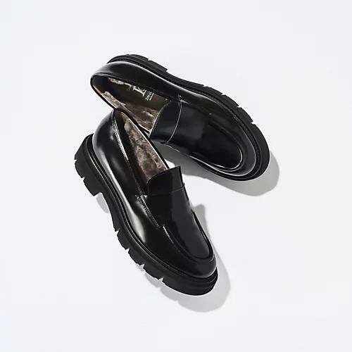 Luca Grossi
ファーつきローファー
￥45,100