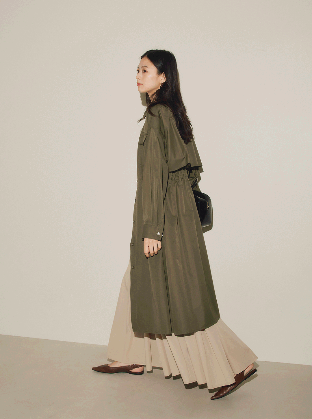 【suadeo】 撥水コート風ワンピで雨の日でもご機嫌スイッチON！ | GOOD THINGS Vol.82