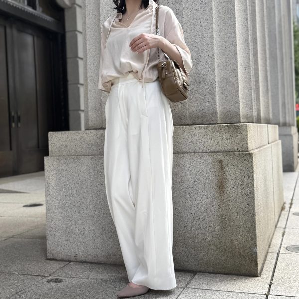 【50代パンツ】買えるのはエクラプレミアムだけ！究極のきれいめパンツでつくる品格コーデ10選