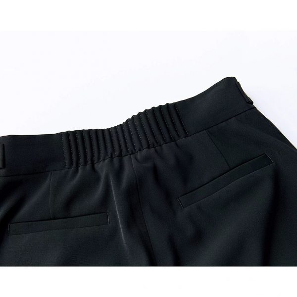 【50代パンツ】買えるのはエクラプレミアムだけ！究極のきれいめパンツでつくる品格コーデ10選