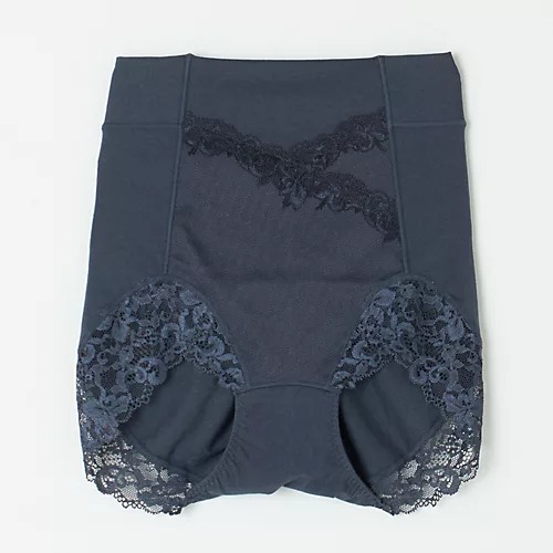 BRADELIS New York peace【販路限定】アクセントレース ヒップアップショーツ【接触冷感・吸汗速乾】￥2,200