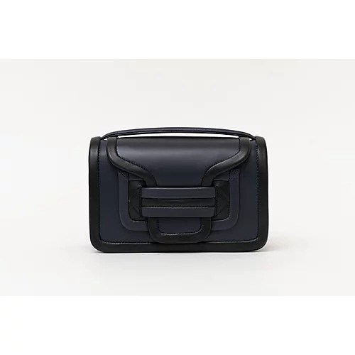 秋の靴＆バッグNew♡「ミドル丈ブーツ」＆「もこもこ小物」にも注目！