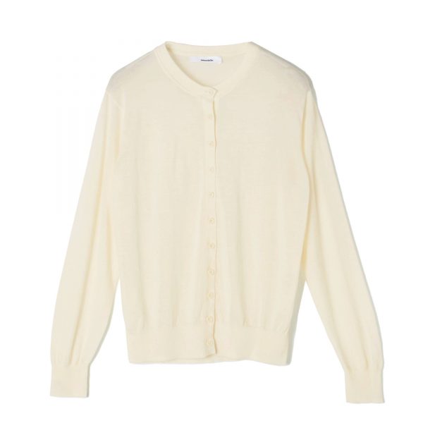 【50代スカートコーデ】品よく華やか。ホテルランチで着映えるきちんとコーデ