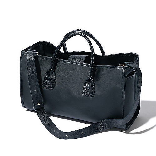 スタッフがリアルに着てみました！高橋夏果さんコラボ「撥水スマートコクーンドレス」【12closet】