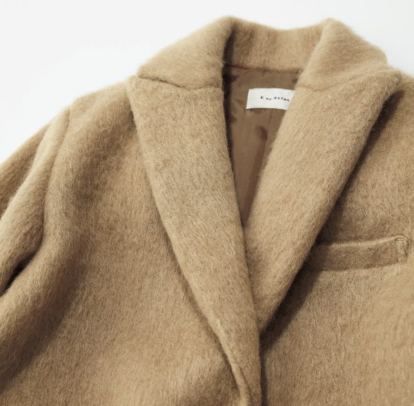 スタイリスト福田亜矢子さん× E by eclat 真冬まで活躍する理想のアウターが完成! éclat2025年12月号特集