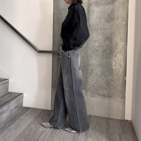 人気ブロガーbemiさん×Healthy DENIM コラボ第2弾！別注デニムをスタッフが身長別で履き比べ【40代ファッション】