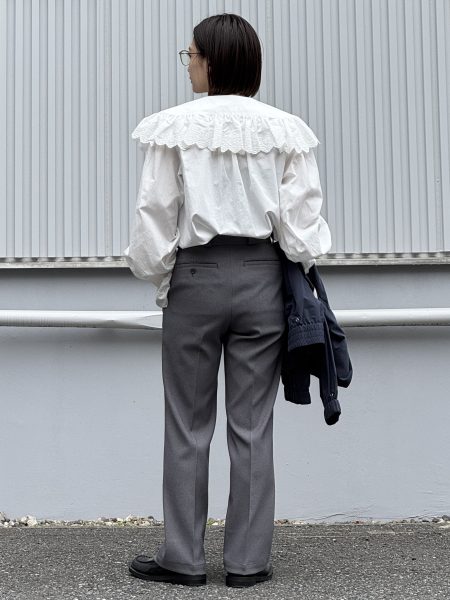 Shinzone
LACE COLLAR BLOUSE
￥31,900