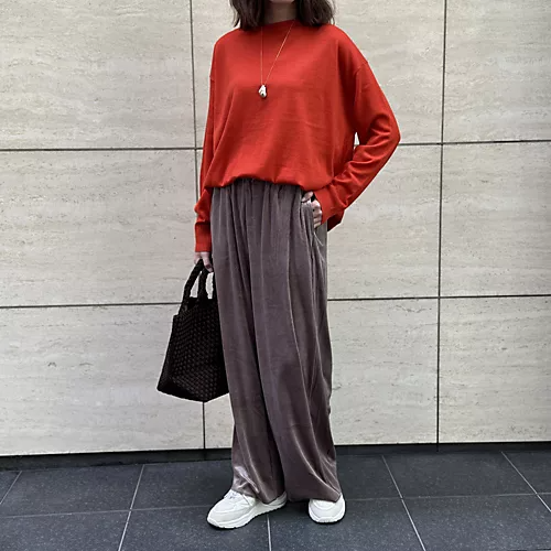 drawell
バックフレアクルーネックニット
￥28,600