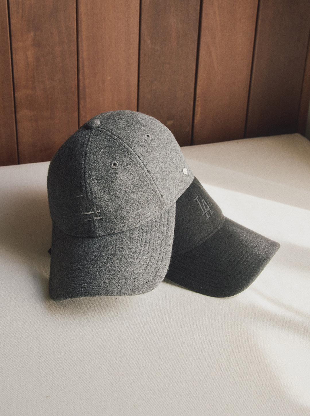 【suadeo×NEW ERA】 ポンとかぶるだけ！ ウール見えキャップで秋冬は万全  | GOOD THINGS Vol.84