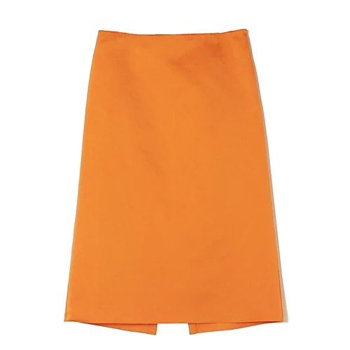 MADISONBLUE
サテンロングスカート
￥71,500