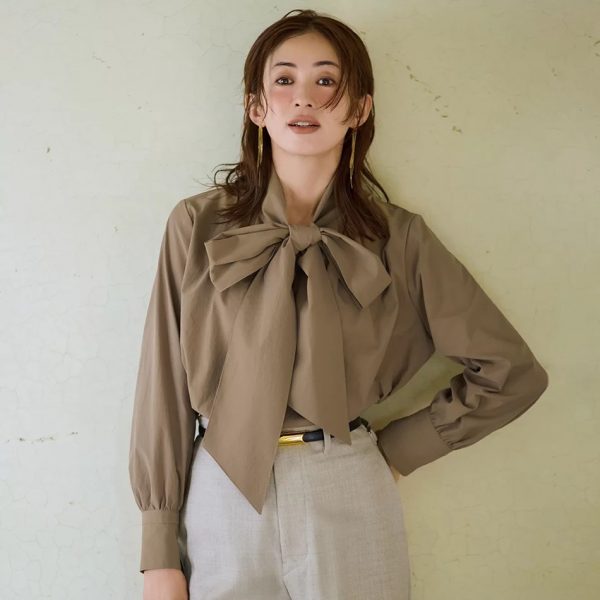 ＼アレンジ自在／ボウタイブラウスの結び方解説【40代ファッション・M7days】