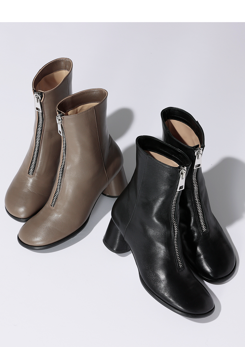 スニーカー・ブーツ・ローファーetc...足元からアップデート！今季の最愛シューズ、総まとめ