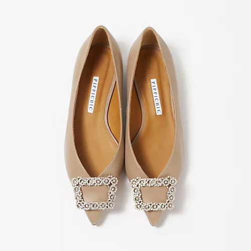 PIPPICHIC
Vカットビジューパンプス
￥39,600