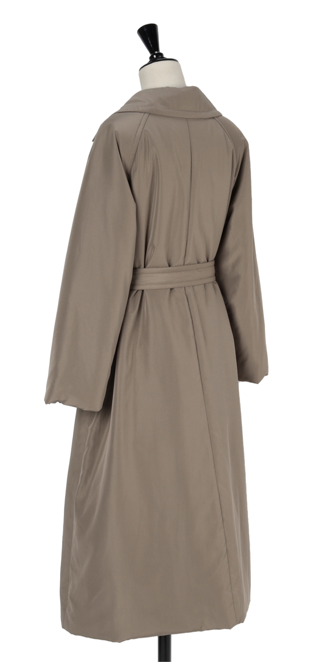 エムセブンデイズの中綿入りトレンチロングコートサブカット