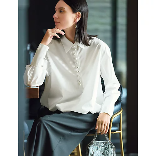 CINOH×eclat
【別注】パールボタンシャツ
￥48,400