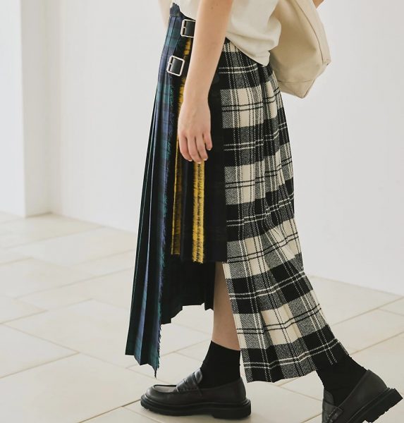 O’Neil Of Dublin
【HPS別注】VARIARD PLEATING KILT SKIRT
￥41,800