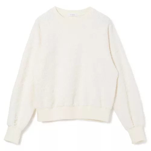 軽くてあったか♡「映えアウター」を手に入れる