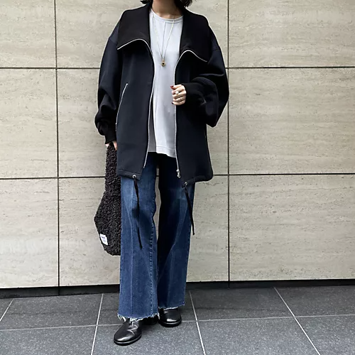 KATHARINE HAMNETT×eclat
ハイネックZIPジャケット
￥59,400