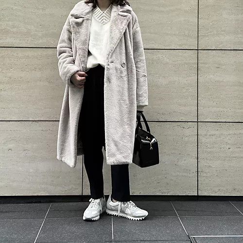 HERNO
エコファーロングコート
￥137,500