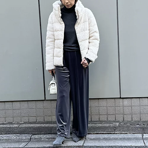 HERNO
エコファーショート丈ダウン
￥141,900