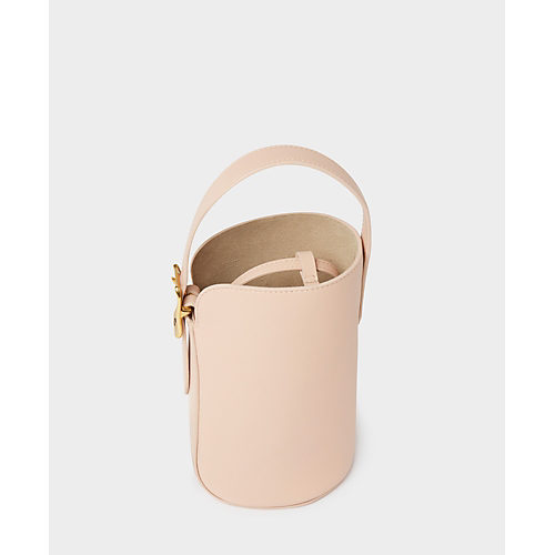 人気ブランドの「どこか華やか」ニット６選♡