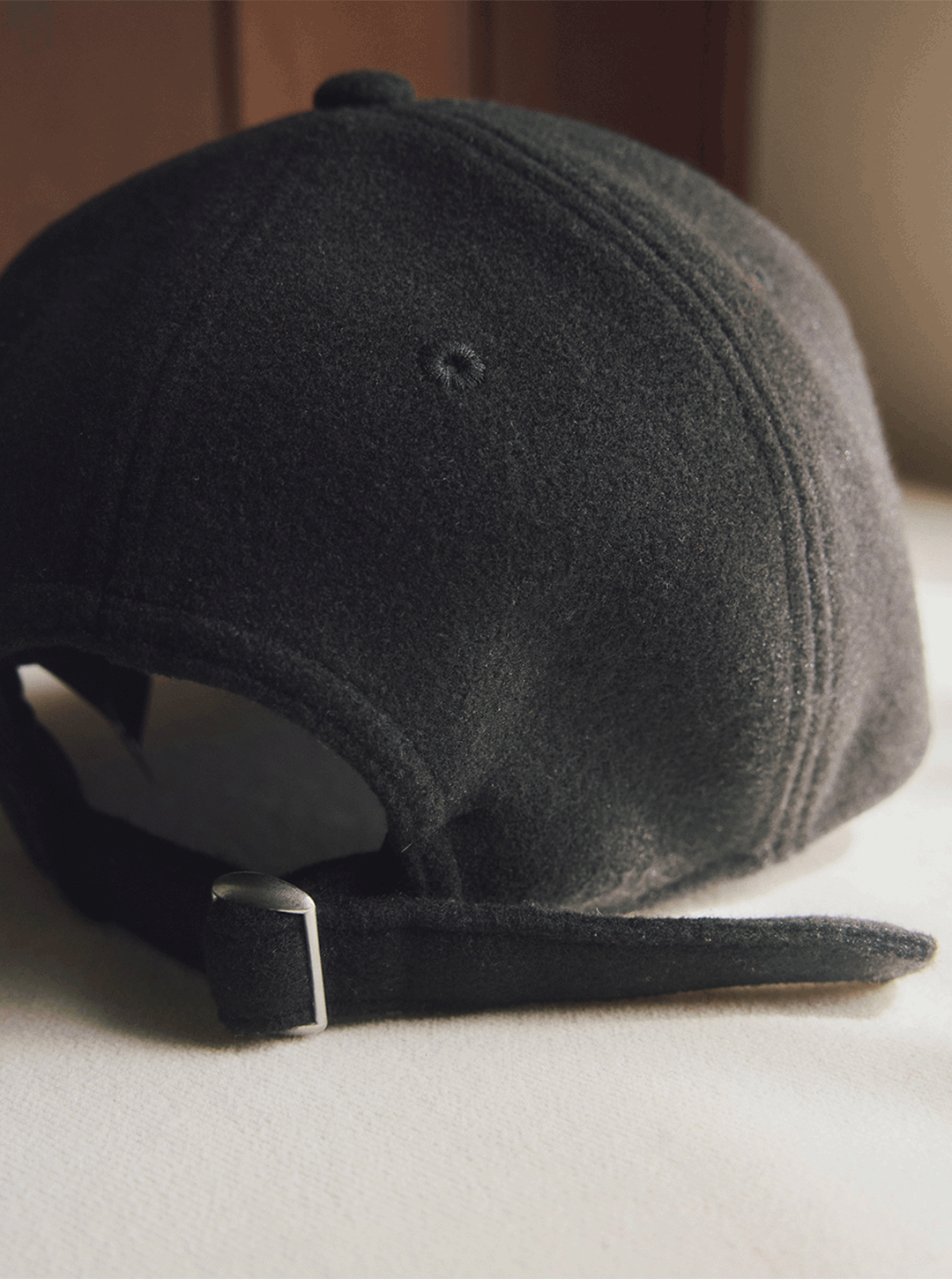 【suadeo×NEW ERA】 ポンとかぶるだけ！ ウール見えキャップで秋冬は万全  | GOOD THINGS Vol.84