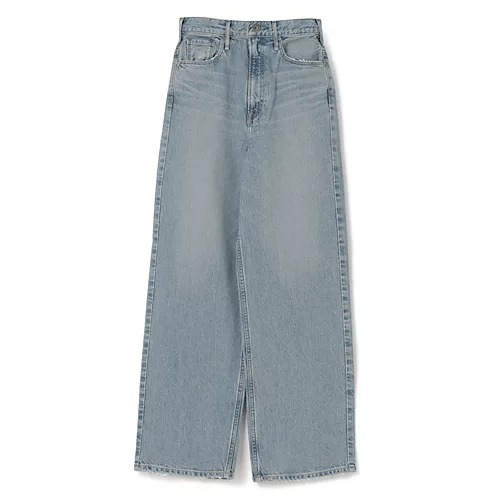 軽くてあったか♡「映えアウター」を手に入れる