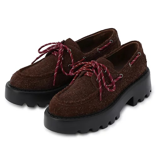 BIBI LOU
スウェードデッキシューズ
￥31,900