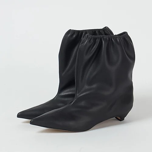 軽くてあったか♡「映えアウター」を手に入れる