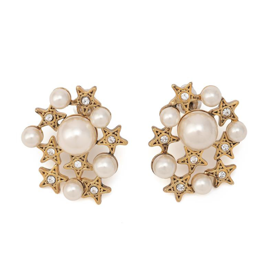 アデル ビジューのTINY STAR grigri pearl pierceサブカット